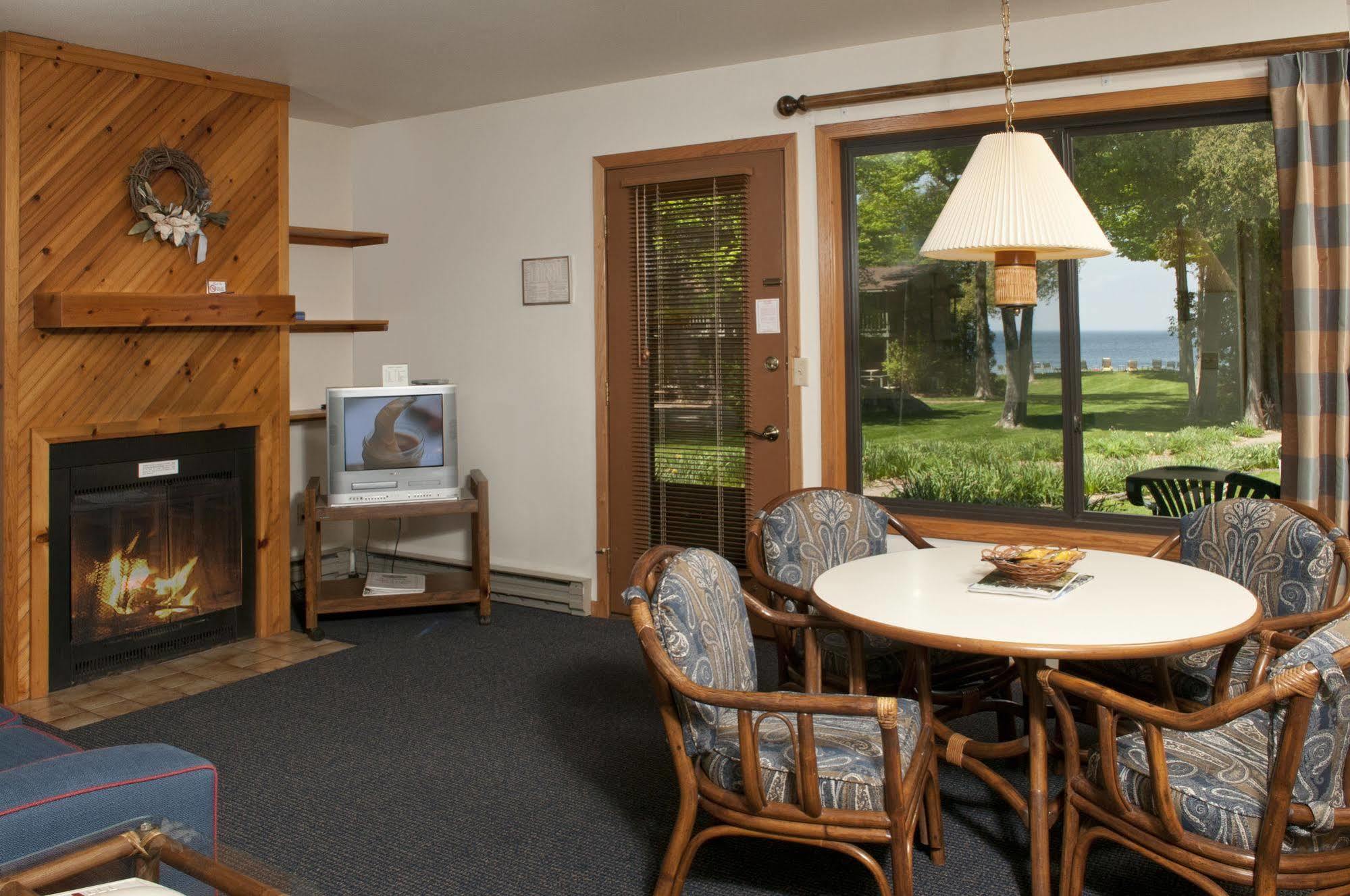 The Shallows Resort Egg Harbor Buitenkant foto